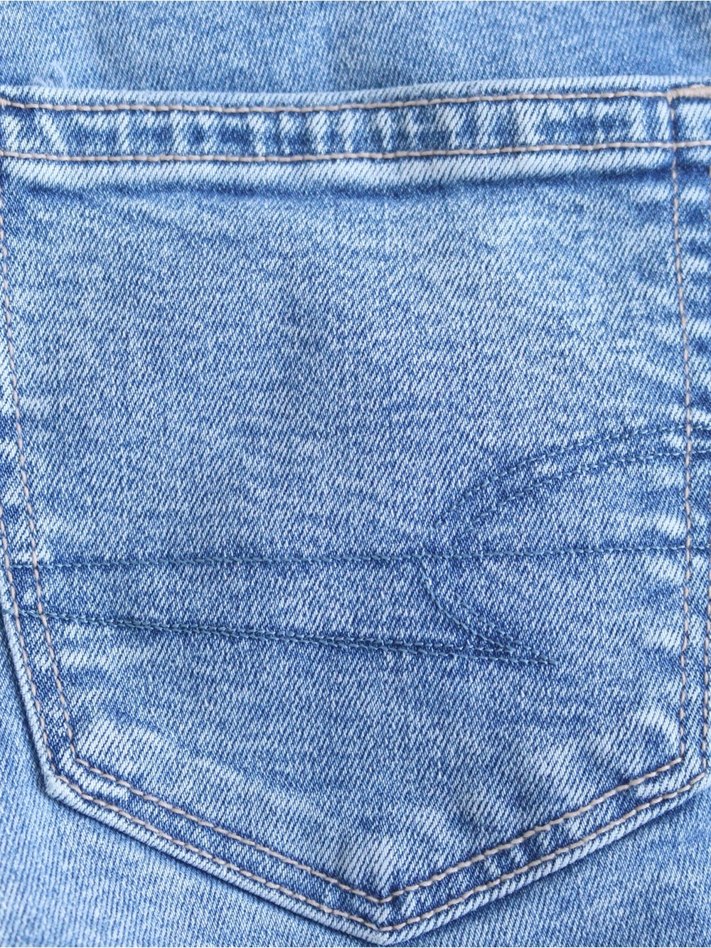 AE | NWT Mom Jeans Distressed Ripped High Rise Rigid Stretch Ankle Denim 4 Short - Picture 9 of 16